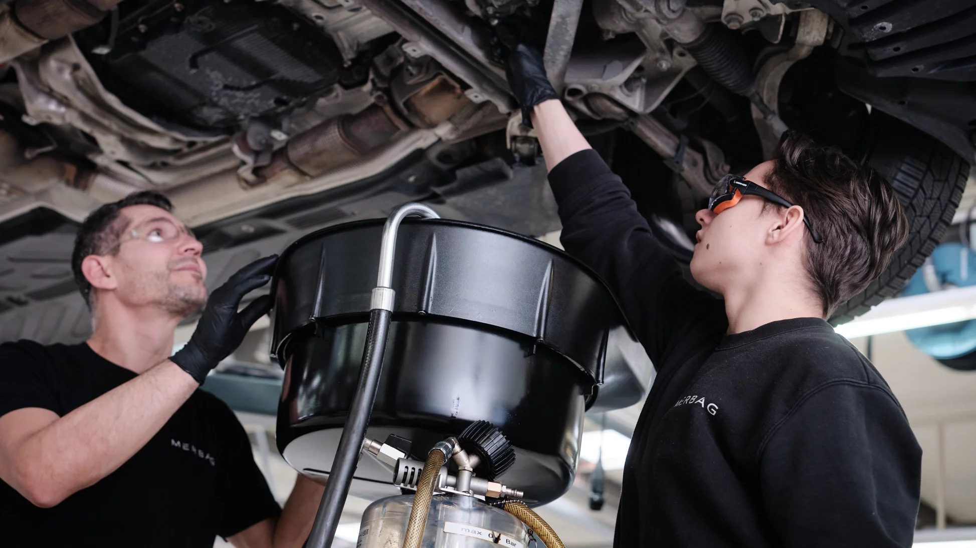 Assistants en maintenance d’automobiles AFP Assistants en maintenance d’automobiles AFP