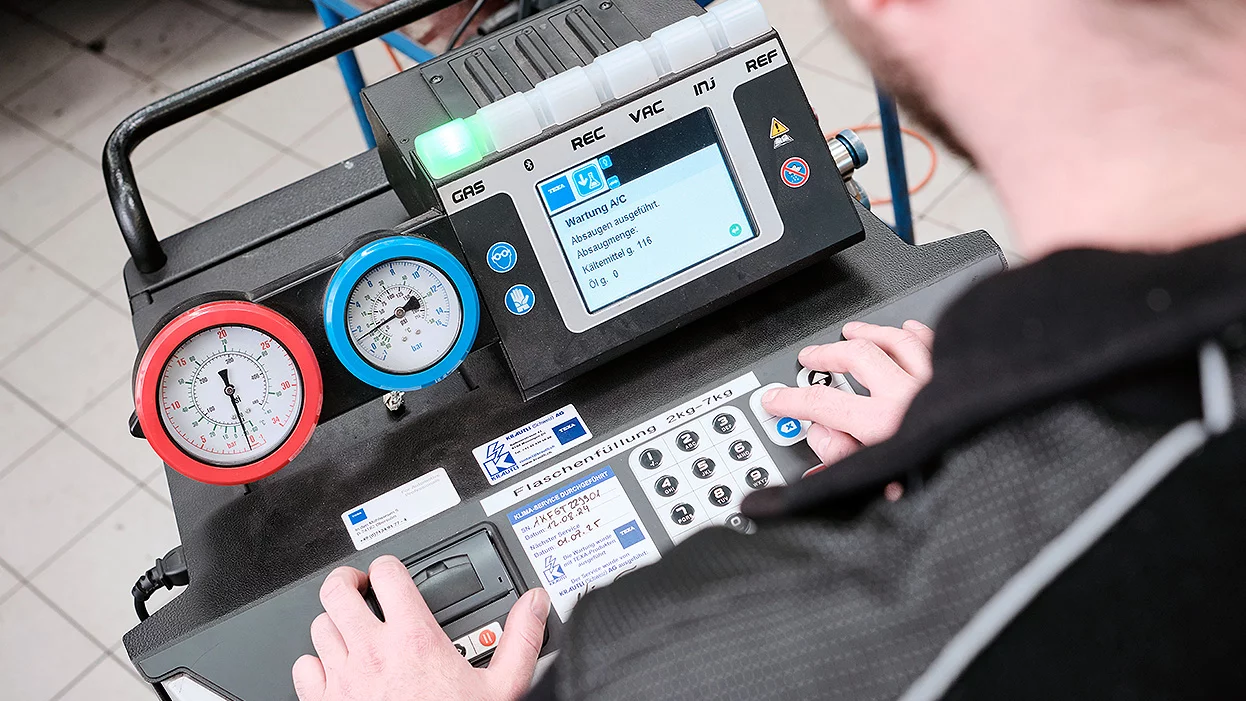 Mécatronicien(ne) d’automobiles CFC orientation véhicules légers