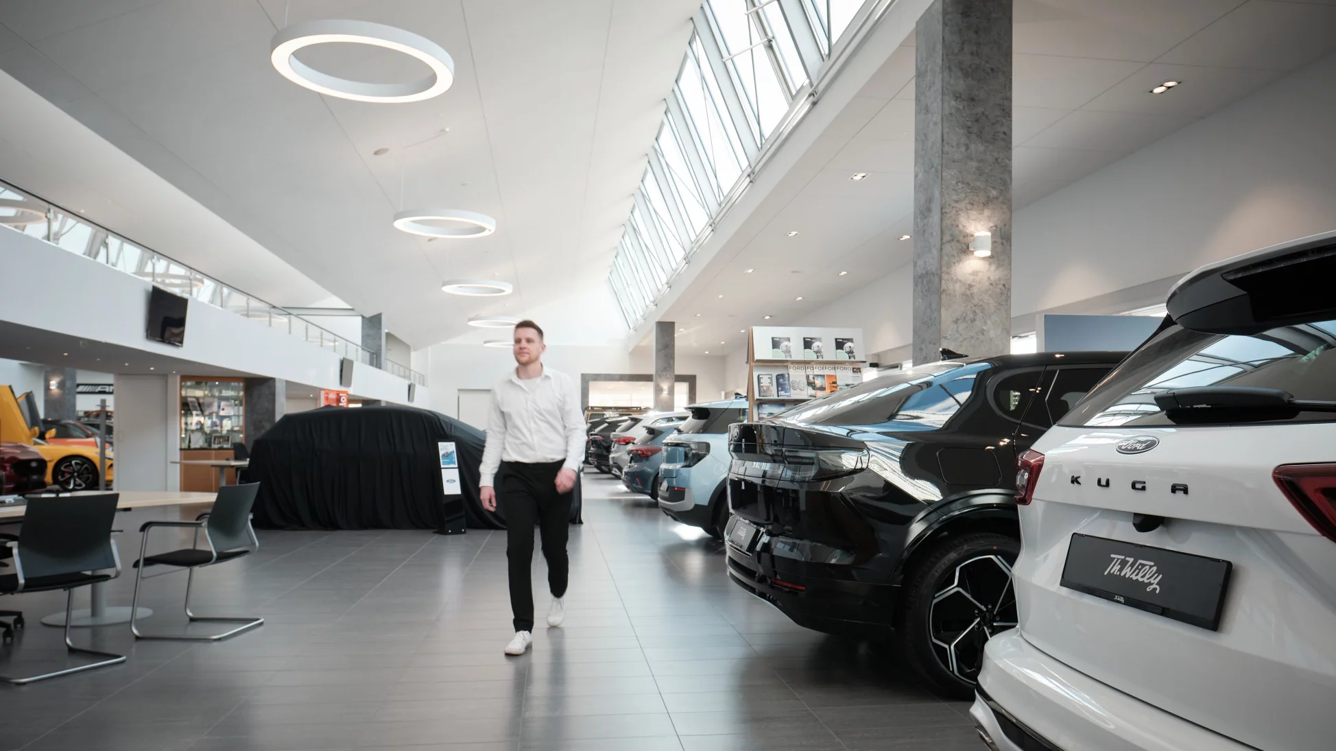 Detailhandelsfachmann / Detailhandelsfachfrau EFZ Automobil Sales