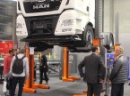 Des dimensions convaincantes : les visiteurs de transport-CH ont admiré de nouveaux produits et se sont attardés sur le vaste site de Bernexpo.